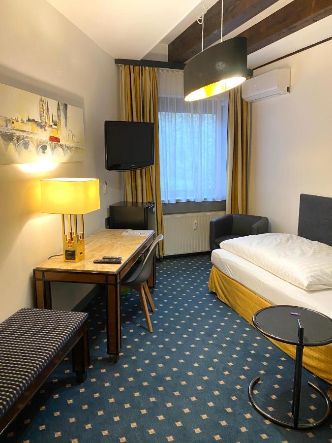 Smarthotel Ingelheim Екстериор снимка